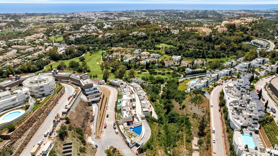 Penthouse in Benahavis, Andalusia, Spain 5 - 18434451