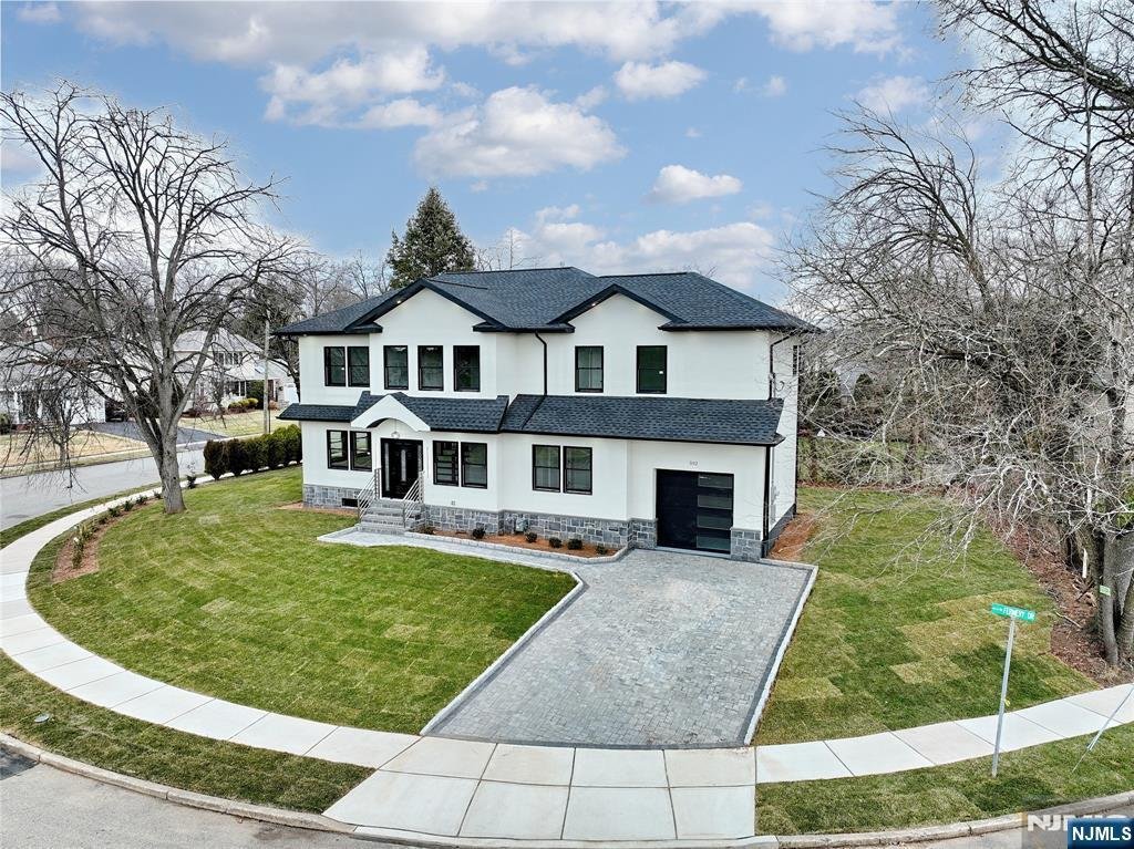 House in New Milford, New Jersey, United States 1 - 18433926