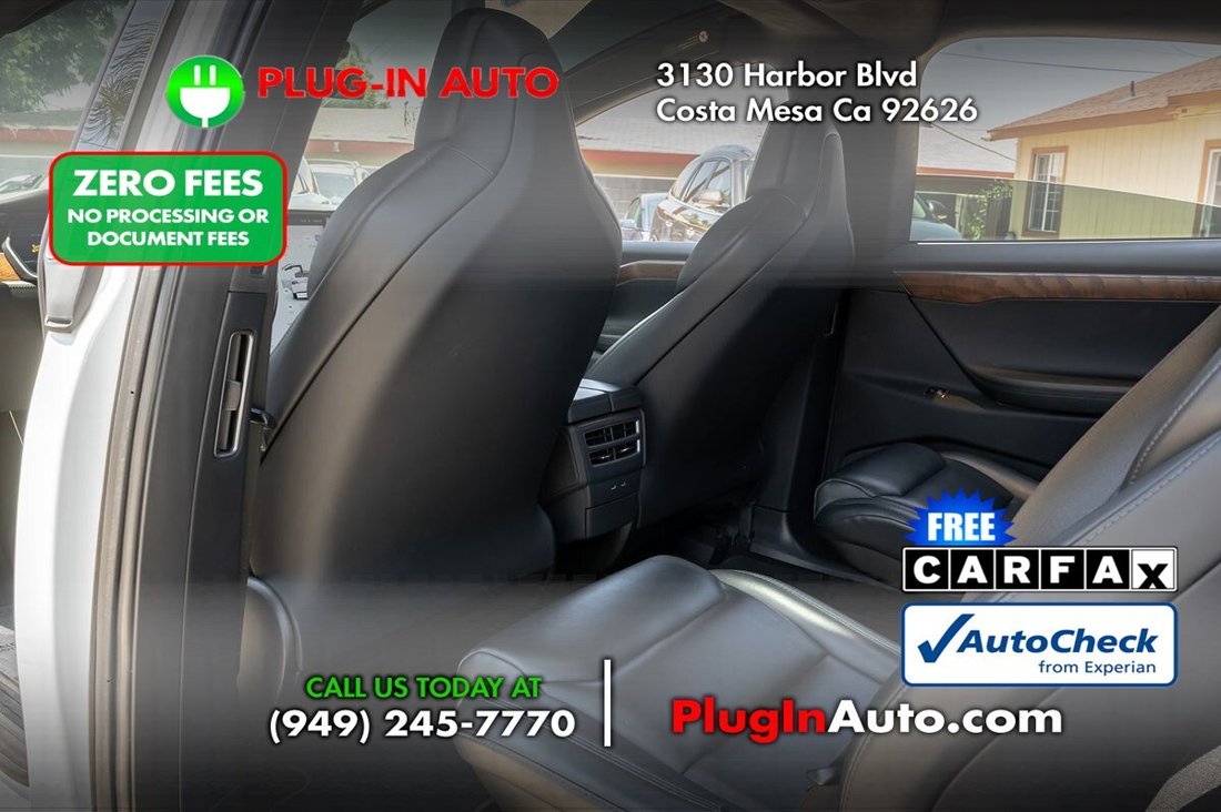 Suv in Costa Mesa, CA, United States 2 - 18291052