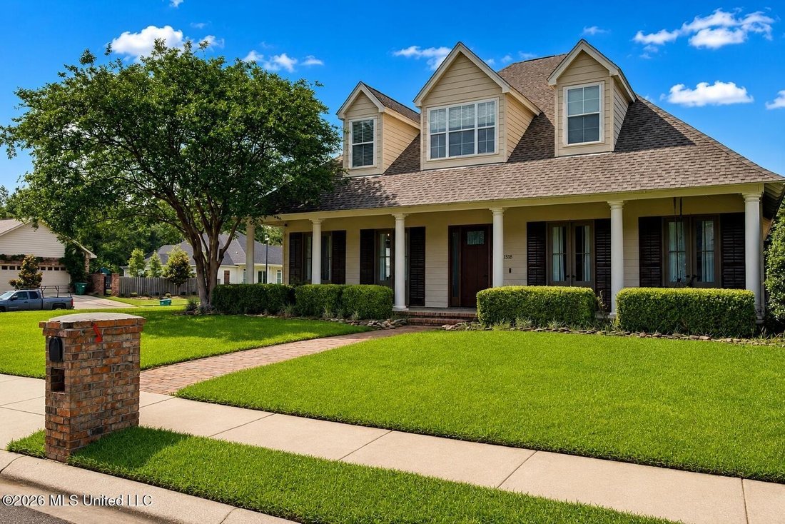 House in Gulfport, Mississippi, United States 1 - 18034132