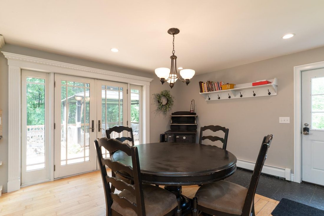 House in Brookfield, Massachusetts, United States 5 - 18434492