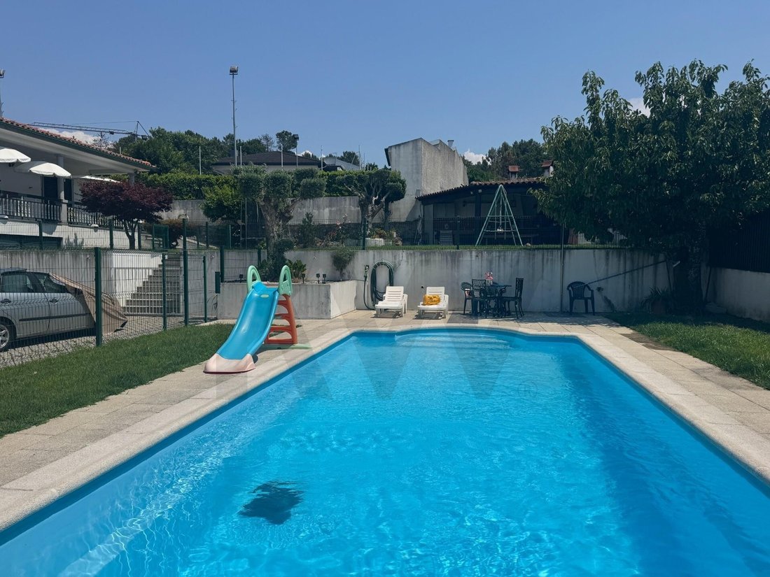 Townhouse in Viseu, Viseu District, Portugal 3 - 17413558