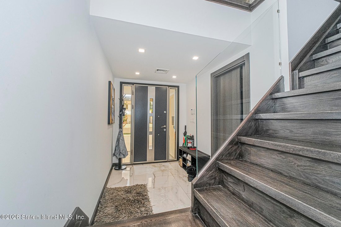 House in New York, New York, United States 4 - 18431068