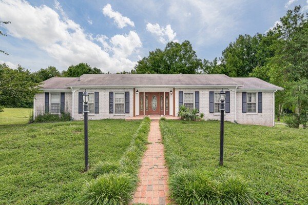 House in Fayetteville, Tennessee, United States 2 - 18433737