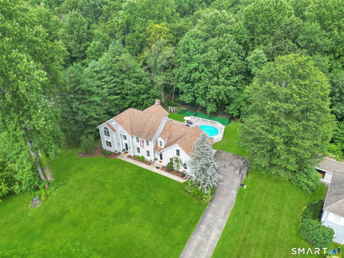 House in Monroe, Connecticut, United States 1 - 18433800