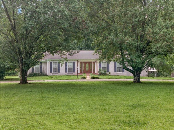 House in Fayetteville, Tennessee, United States 3 - 18433737