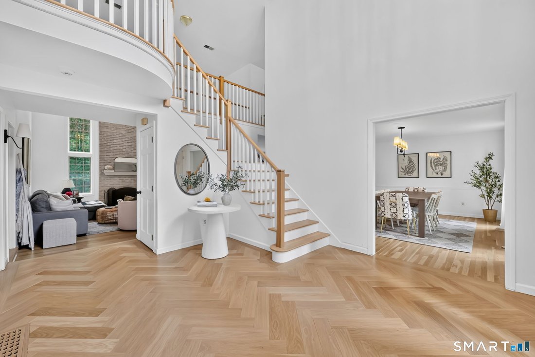 House in Monroe, Connecticut, United States 4 - 18433800