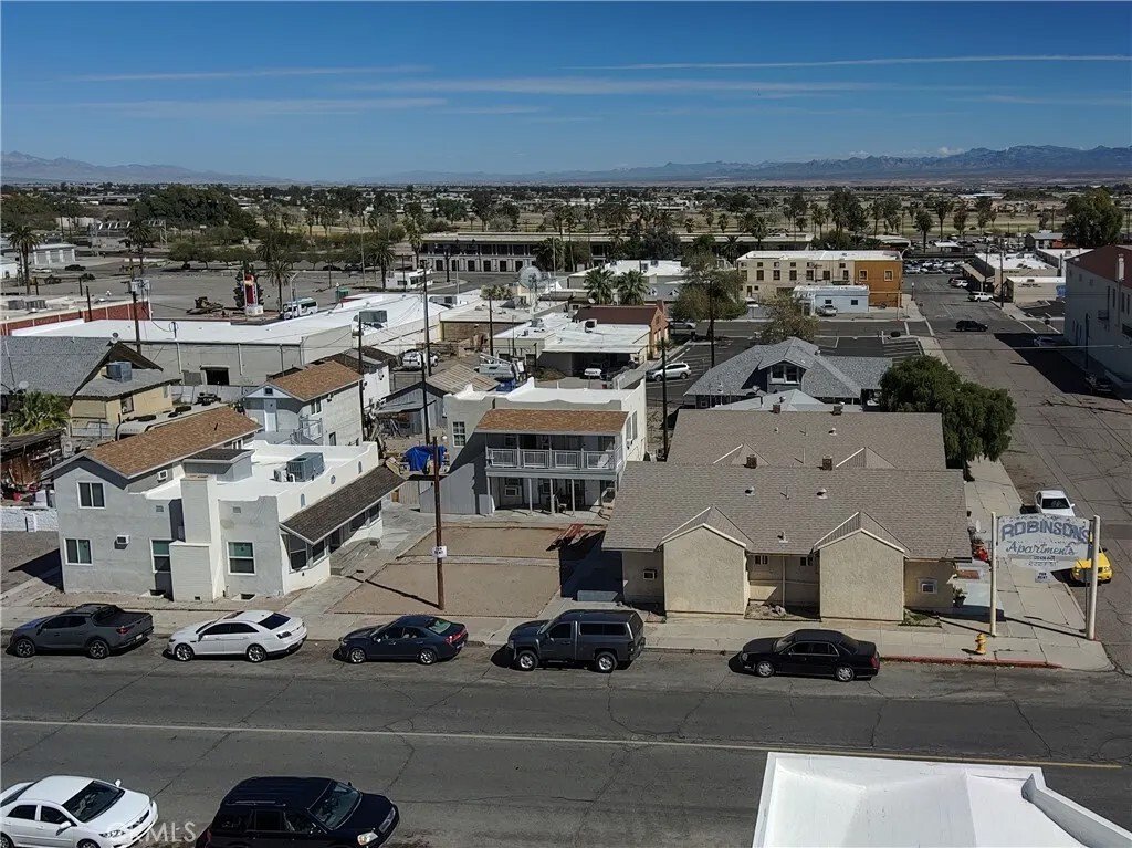 Needles, California, United States 1 - 17899462