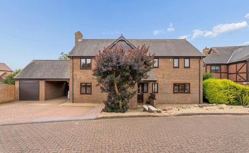 House in Olney, England 1