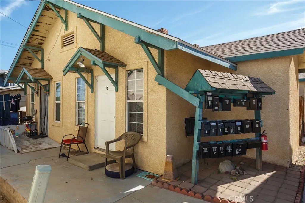 Needles, California, United States 4 - 17899462