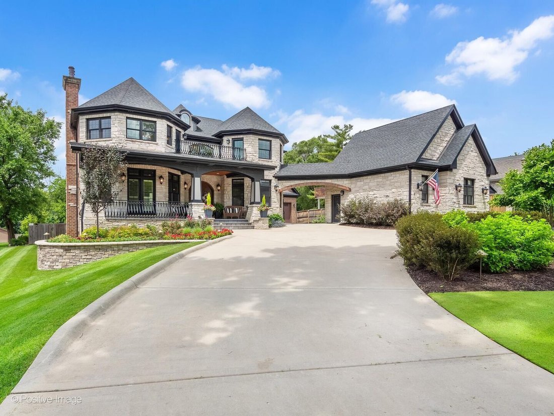 House in Downers Grove, Illinois, United States 2 - 18434537