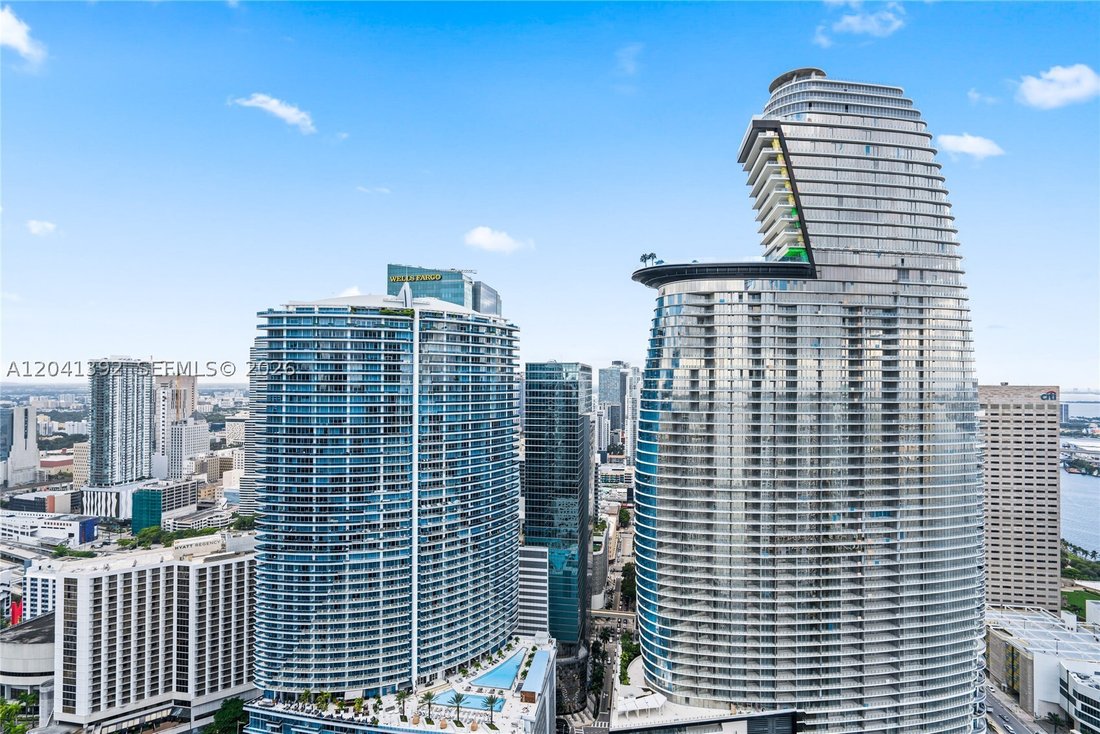 Condo in Miami, Florida, United States 4 - 18258573