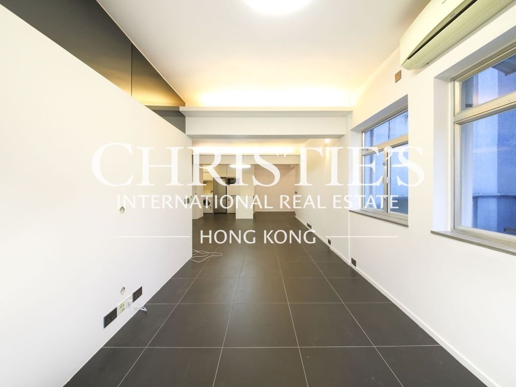 Apartment in Hong Kong, Hong Kong 2 - 18434765