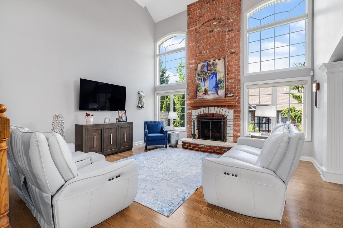 Villa in Downers Grove, Illinois, United States 2 - 18434541