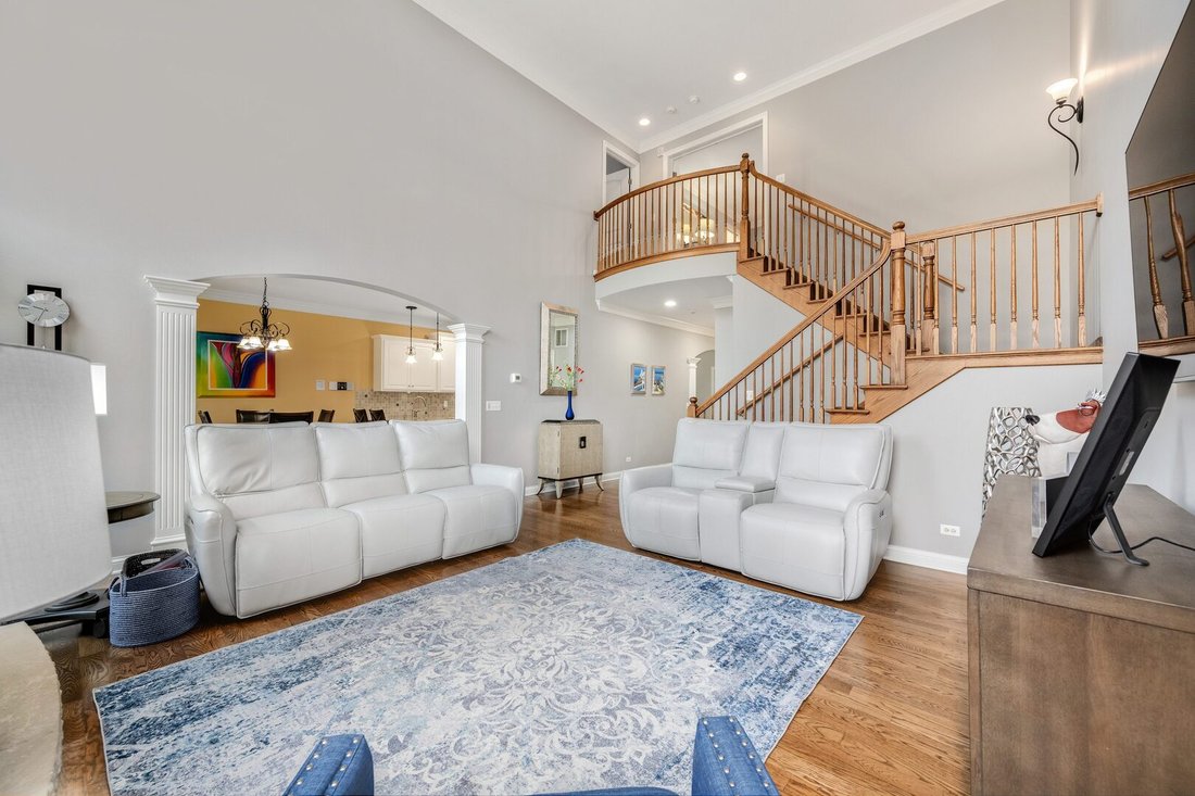 Villa in Downers Grove, Illinois, United States 5 - 18434541