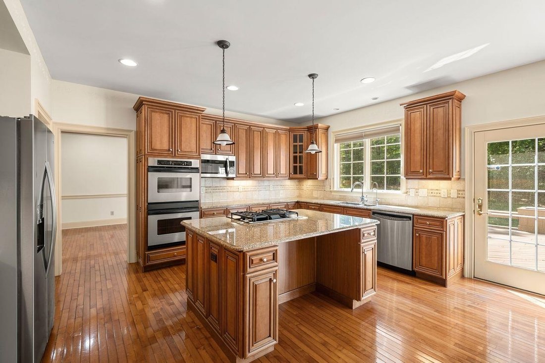 House in Bedford, New Hampshire, United States 5 - 18434482