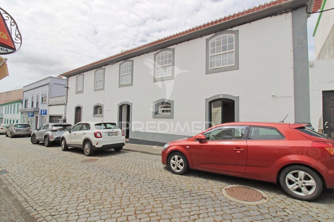 Casa a Praia da Vitoria (Santa Cruz), Azzorre, Portogallo 1 - 18434612