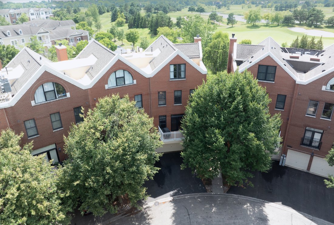 Villa in Glenview, Illinois, United States 2 - 18434617