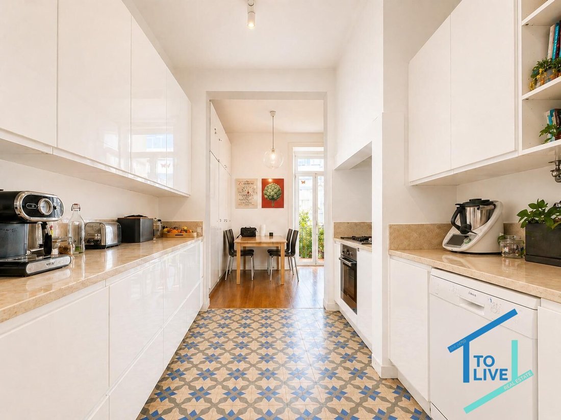 Apartment in Arroios, Lisbon, Portugal 1 - 17896774