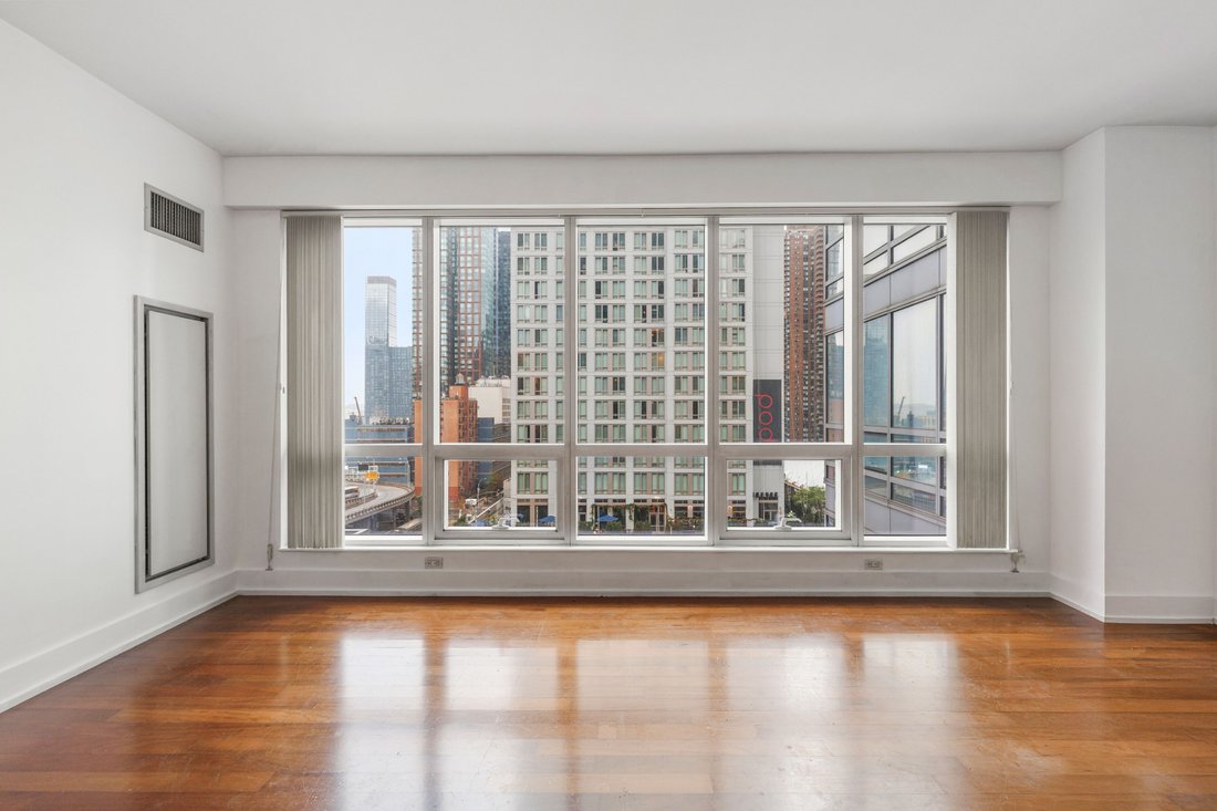 Condo in New York, New York, United States 1 - 18434488