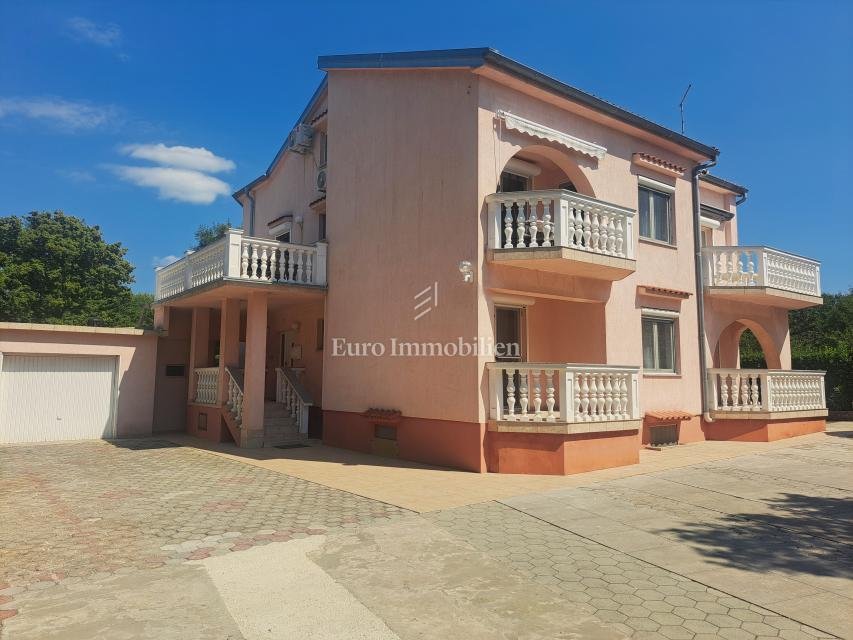 House in Malinska, Primorje-Gorski Kotar County, Croatia 2 - 18434520