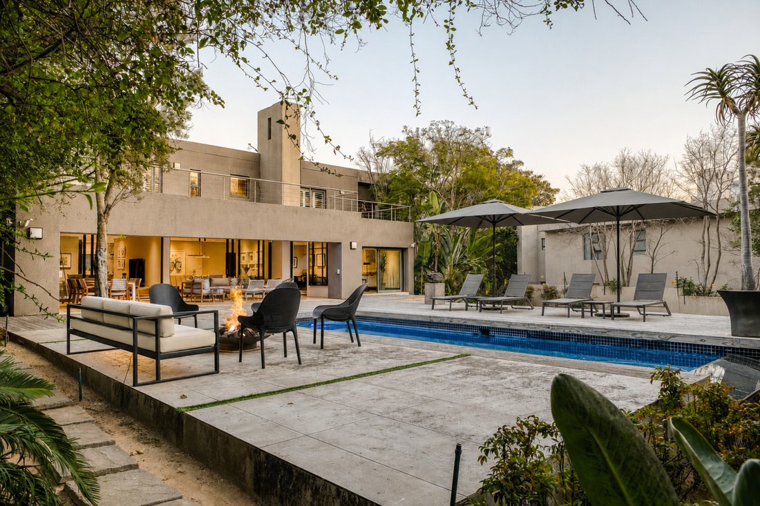 House in Sandton, Gauteng, South Africa 2 - 18434644