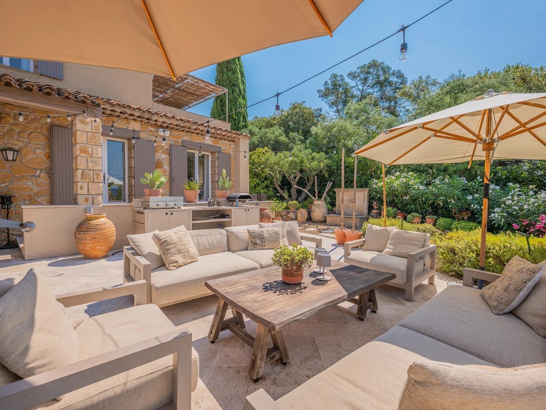 Villa in Grimaud, Provence-Alpes-Côte d'Azur, France 5 - 18434624