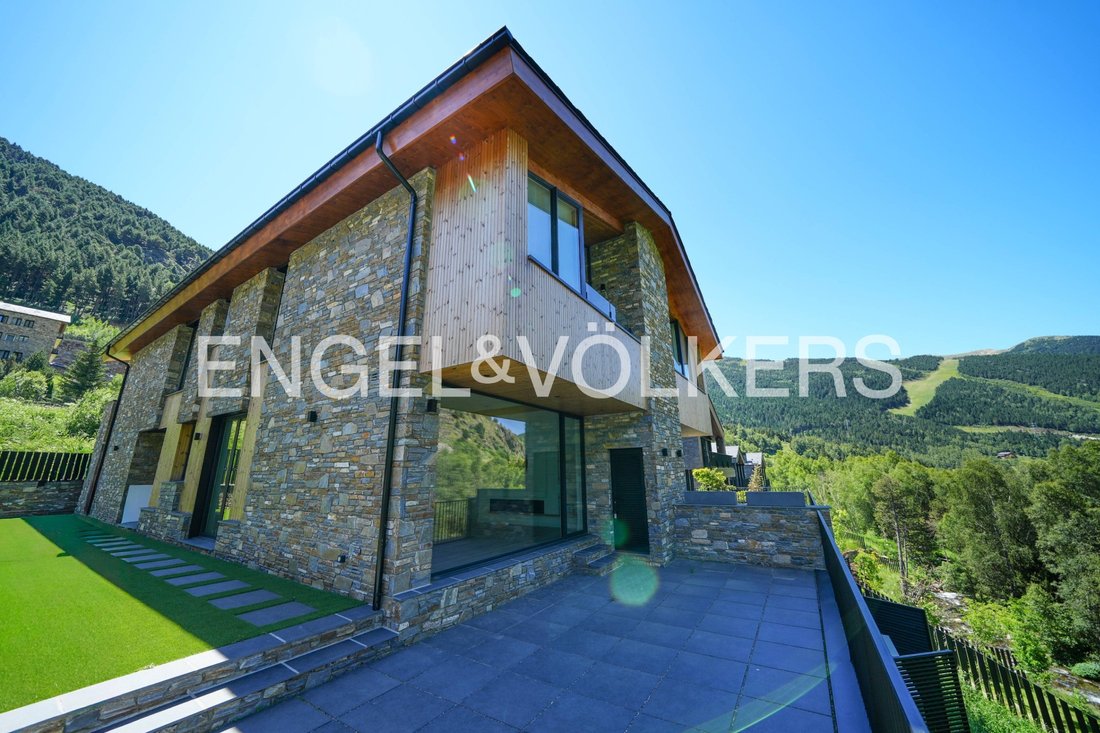 Chalet in Soldeu, Canillo, Andorra 1 - 17408191