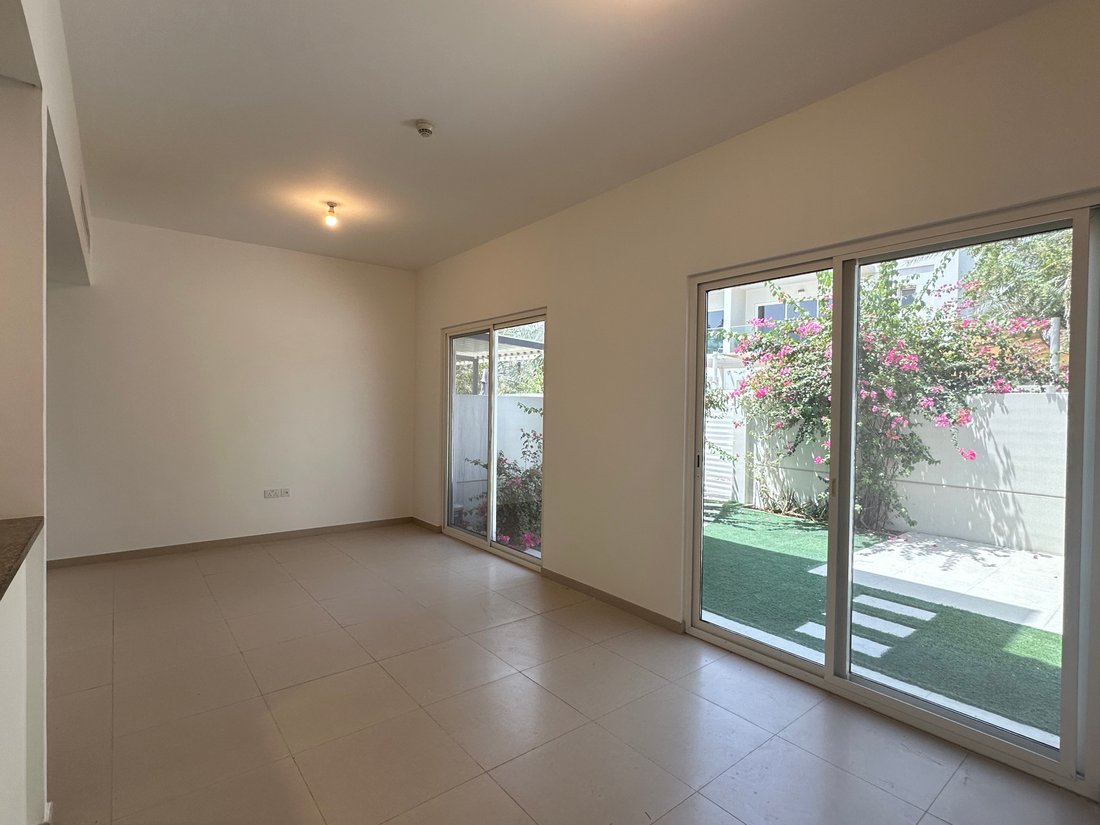 Townhouse in Al Hebiah Sixth, Al Hebiah, Dubai 4 - 18442072