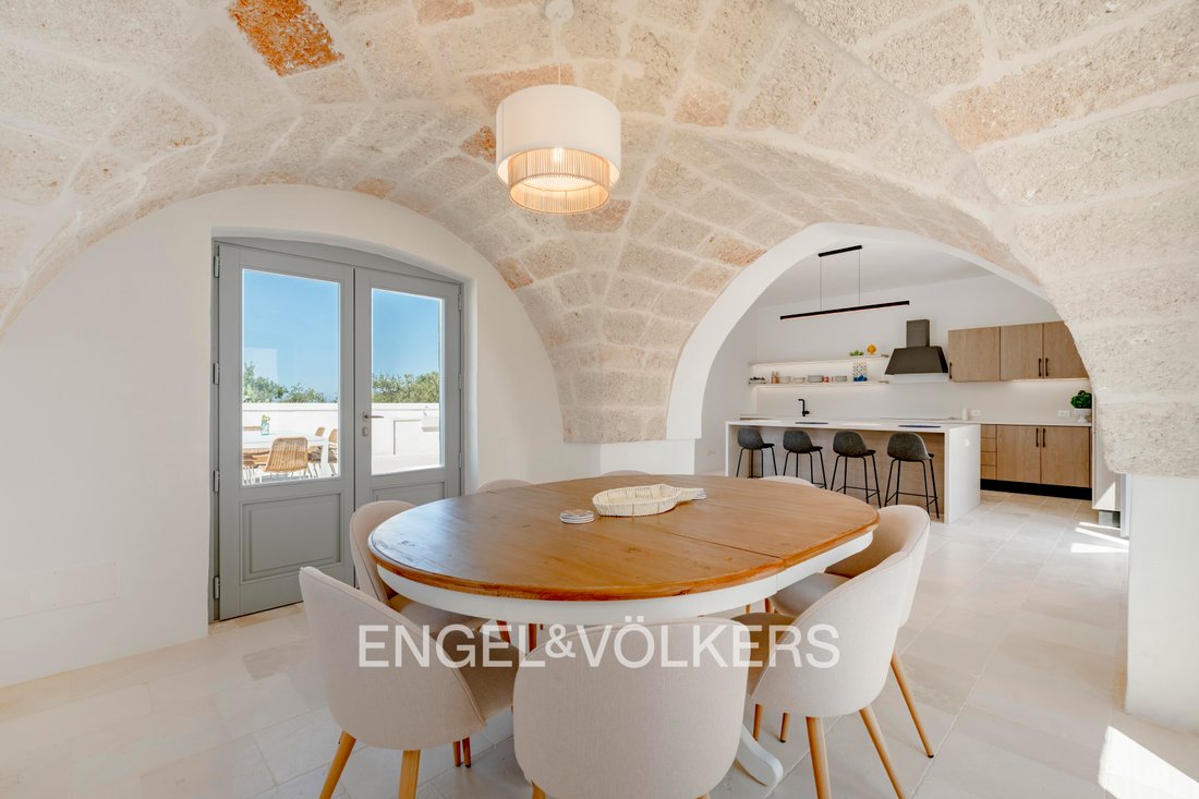 Villa in Savelletri, Selva di Fasano, Apulia 3 - 18435566