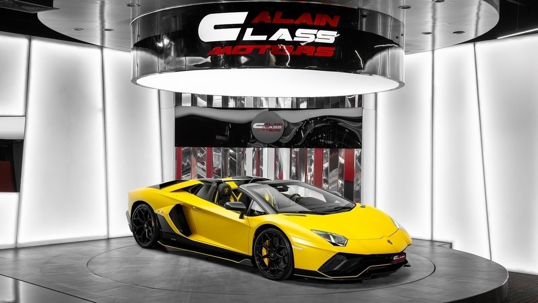 Roadster in Dubai, United Arab Emirates 1 - 18435183