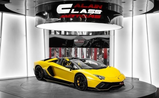 2022 Lamborghini Aventador Ultimae awd in Dubai, United Arab Emirates 1