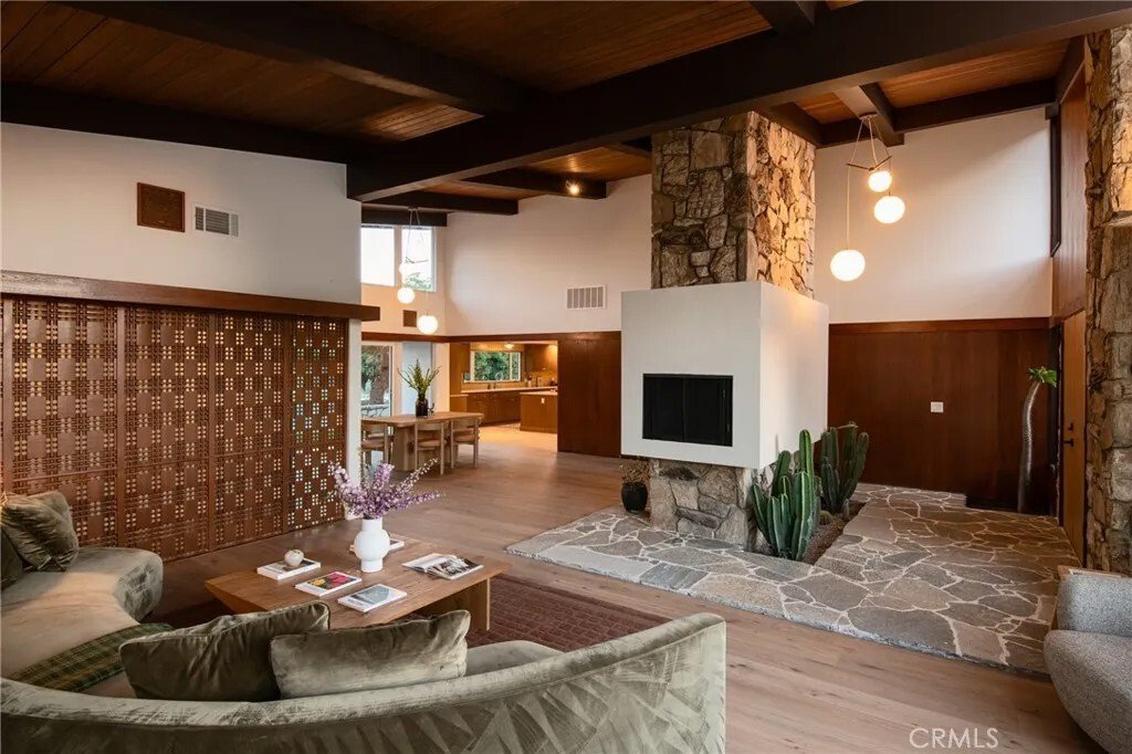 Condo in Covina, California, United States 2 - 18443047