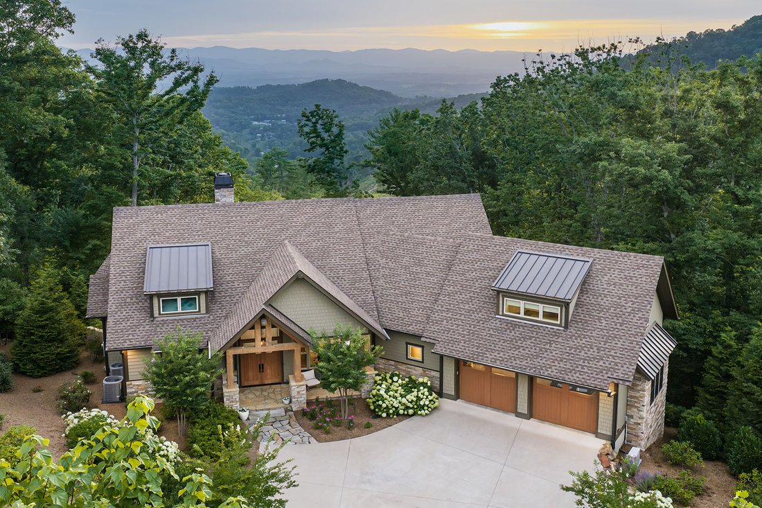House in Asheville, North Carolina, United States 1 - 18212989