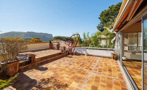 Apartment in Peripherie, Cassis, France 1