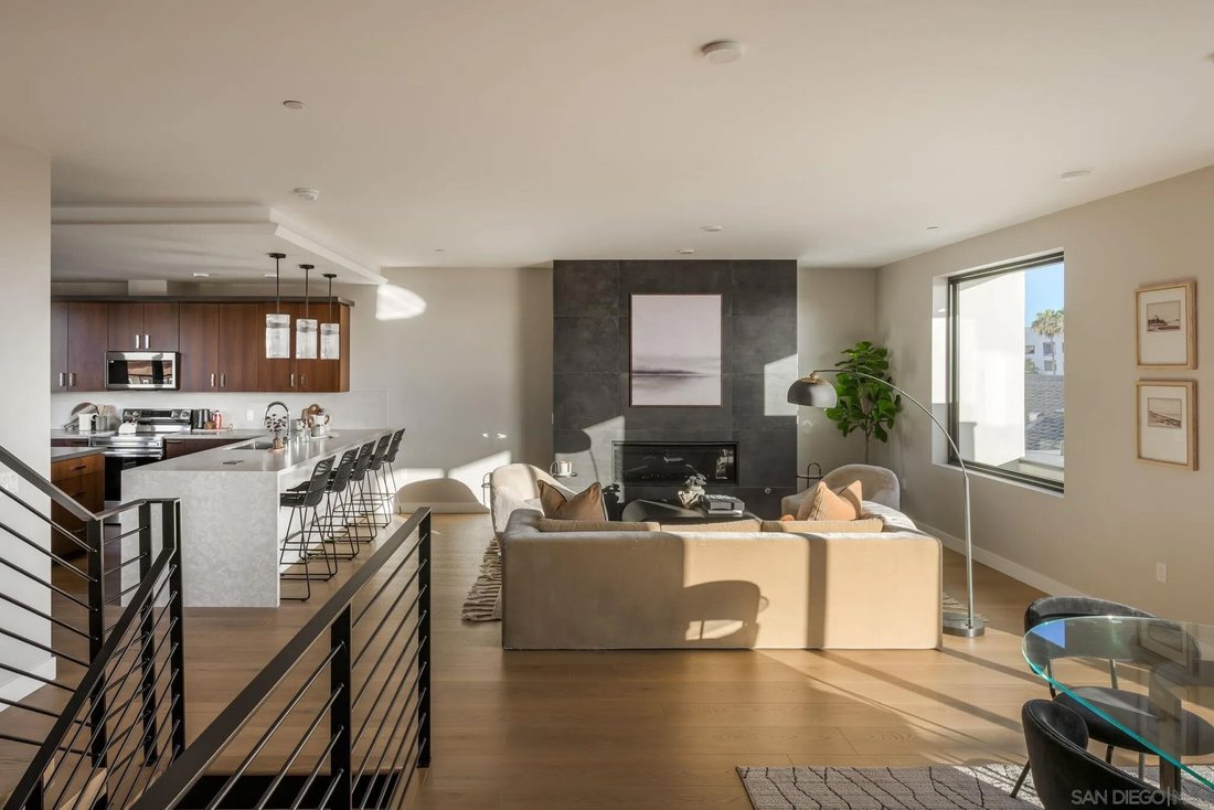 Townhouse in Oceanside, California, United States 4 - 18439911