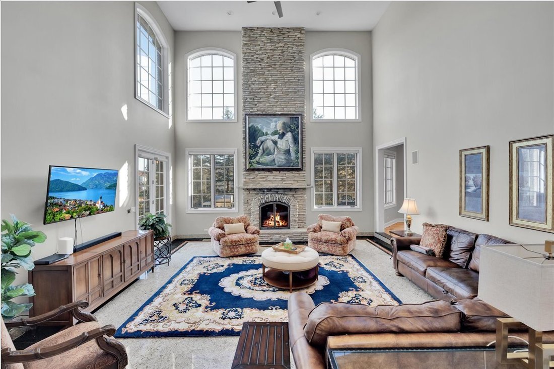 House in Burr Ridge, Illinois, United States 5 - 18437350