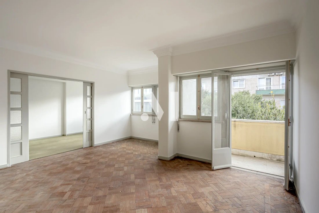 Apartment in Areeiro, Lisbon, Portugal 1 - 18436289