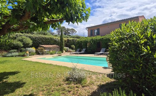 Villa in Cotignac, Provence-Alpes-Côte d'Azur, France 1