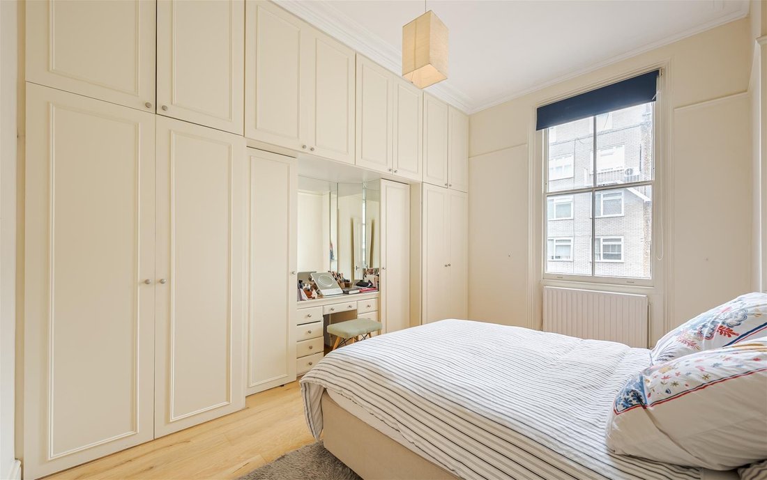 Apartment in Earls Court, Kensington And Chelsea, England 5 - 18436235