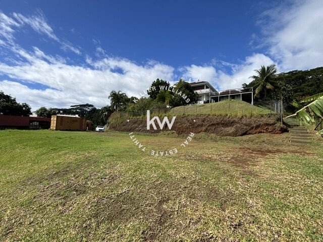 Land in Māhina, Windward Islands, French Polynesia 1 - 18441823