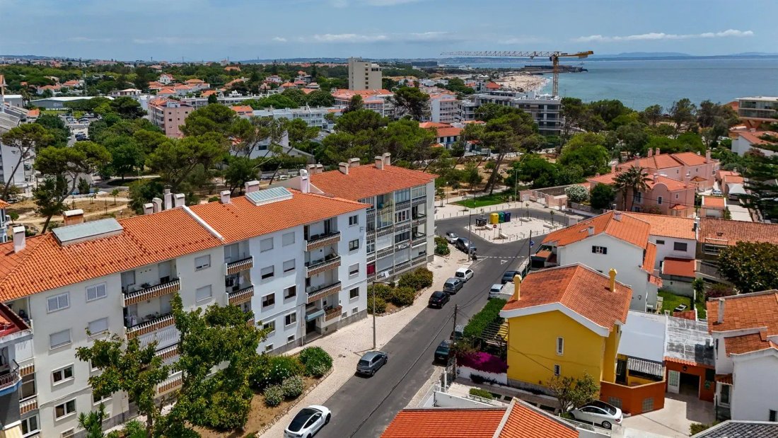 Apartment in Carcavelos e Parede, Lisbon, Portugal 2 - 18436382