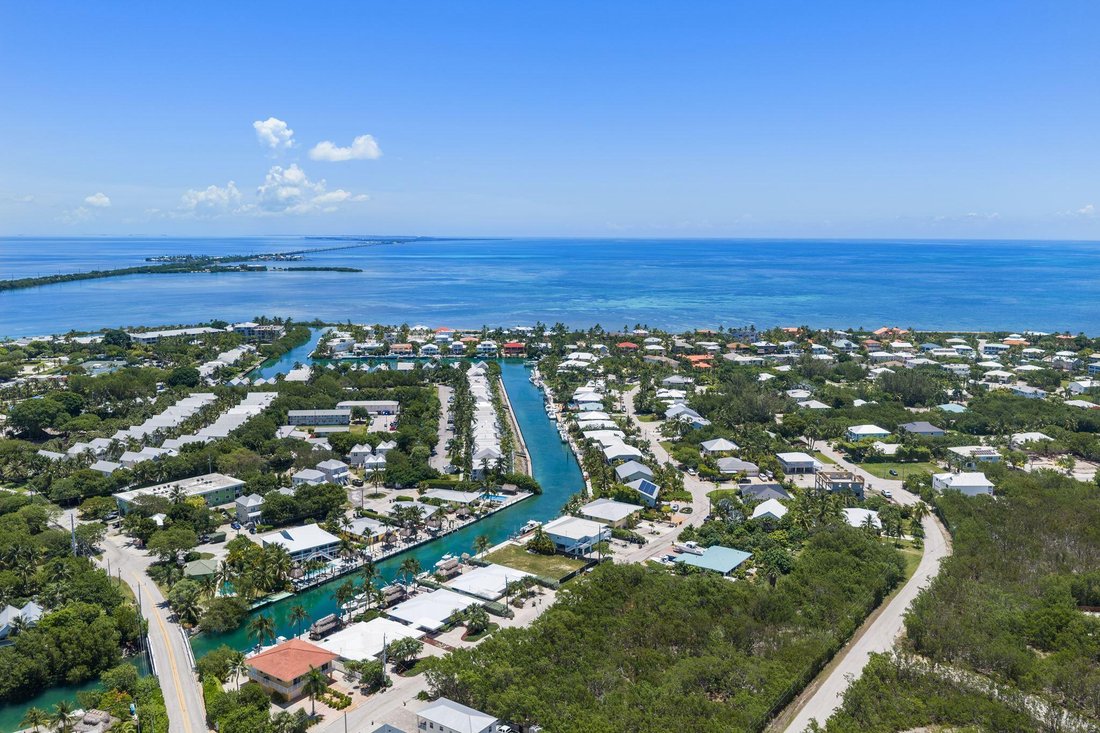 Marathon, Florida, United States 4 - 18435961