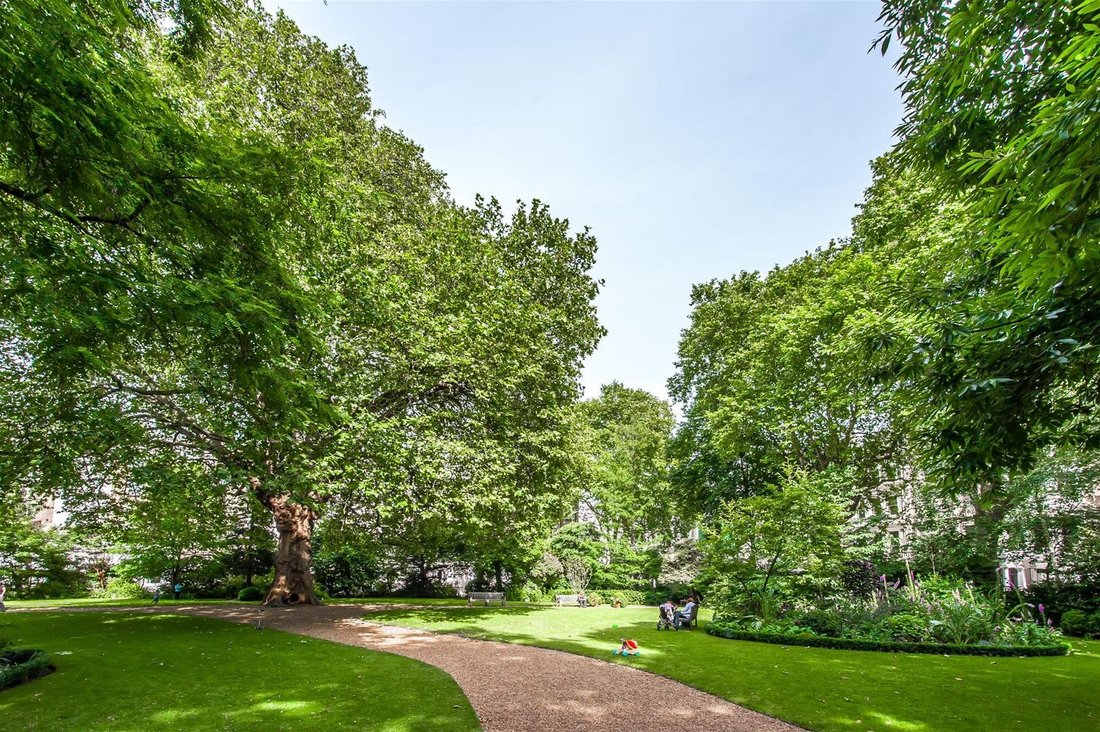 Apartment in Earls Court, Kensington And Chelsea, England 5 - 18436261