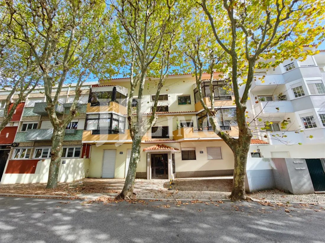 Apartment in Carcavelos e Parede, Lisbon, Portugal 1 - 18436093