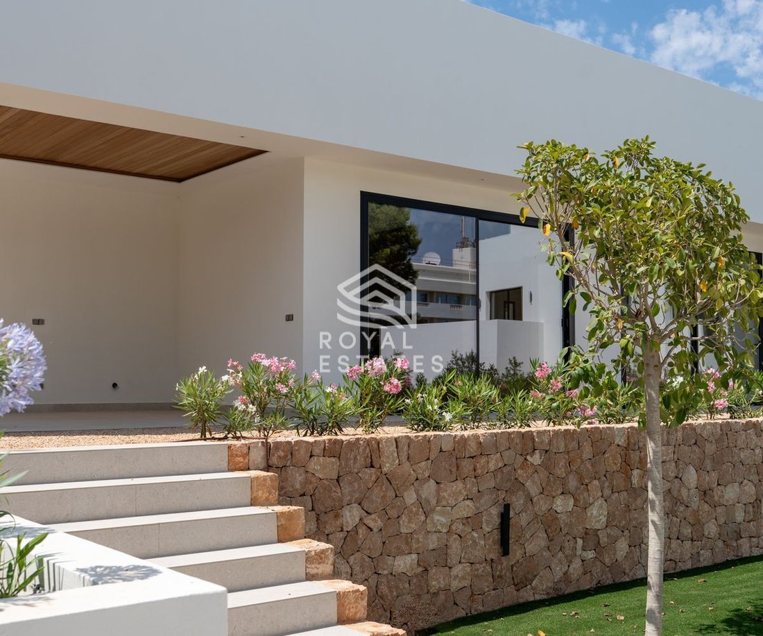 Villa in Santa Eularia des Riu, Balearic Islands, Spain 4 - 17747169