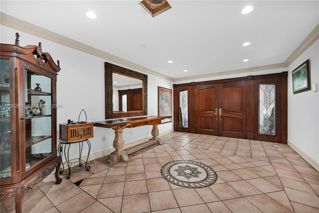 House in Miami, Florida, United States 5 - 18437557