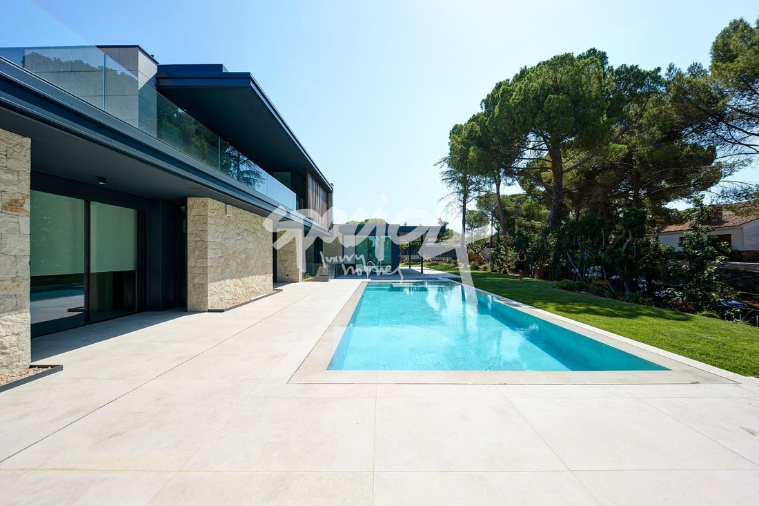 Chalet in Boadilla del Monte, Comunidad de Madrid, Spain 5 - 18439202