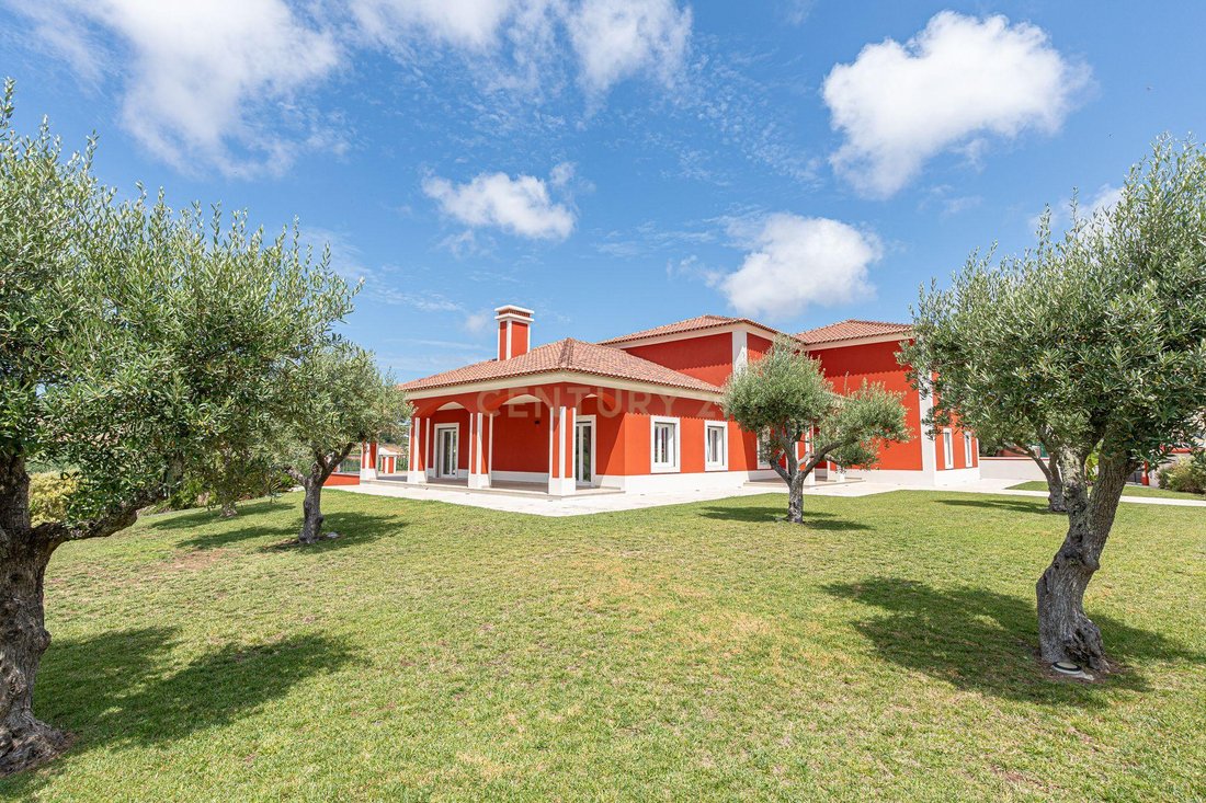 Villa in Sao Pedro da Cadeira, Lisbon, Portugal 3 - 18440983