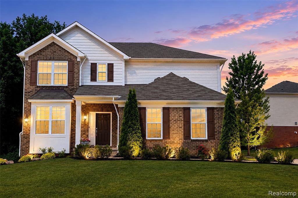 House in Lyon Charter Township, Michigan, United States 1 - 18370437